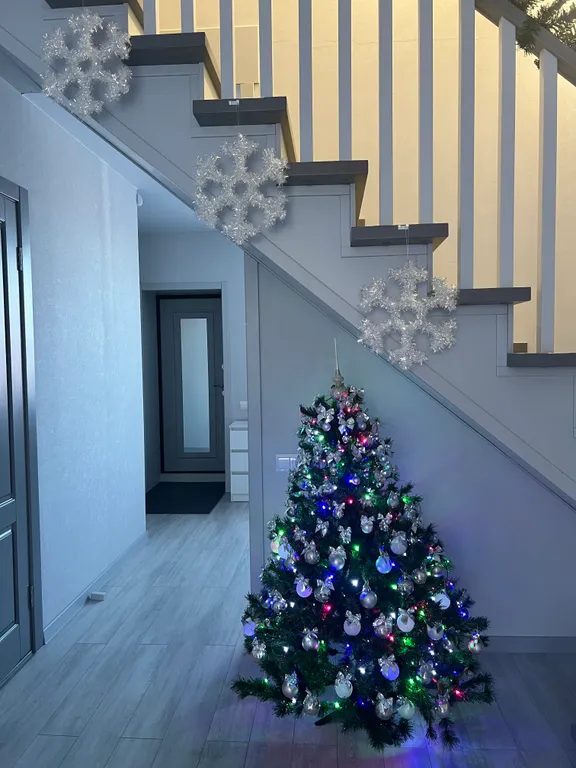 Коттедж Новый таунхаус Серебрити на Банном — аренда посуточно в Кусимовского Рудника