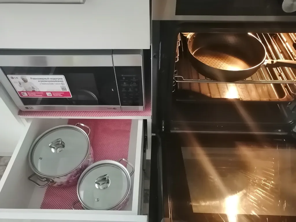 Комфортная евротрешка рядом с ТРЦ Галерея Чижова