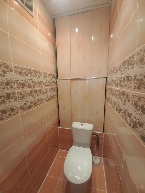 Светлая 2х ком квартира возле ТЦ Тринити