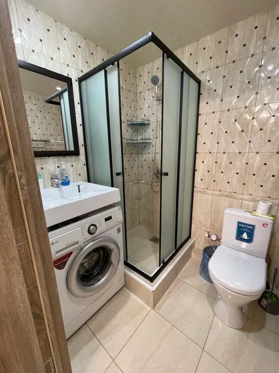 Стильная уютная евро двушка с балконом в центре города