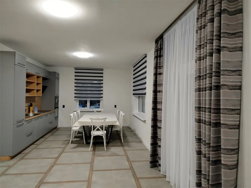 4-комнатный Дом