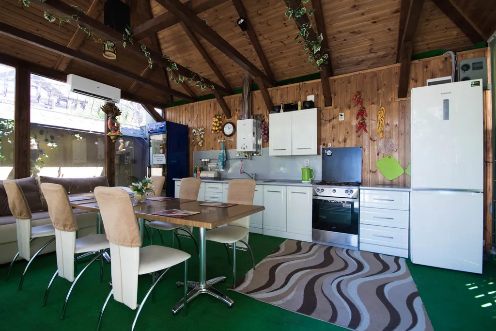 Отдельный коттедж "Регина" с бассейном и хаммамом  рядом с Сочи Парком