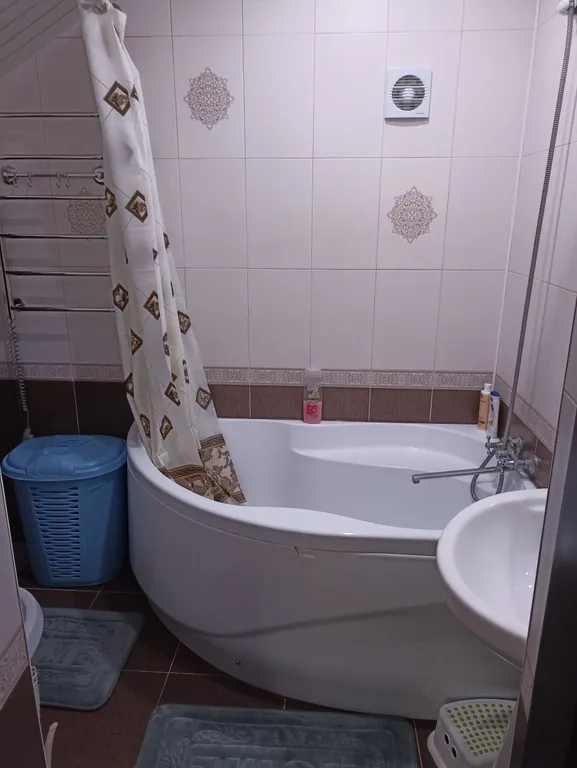 Уютный дом в центре города