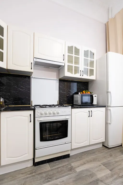 Вид на собор, шаг до Невского