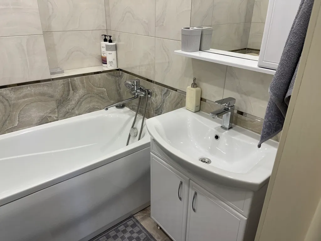 Квартира 2-комнатная Квартира — Каспийск