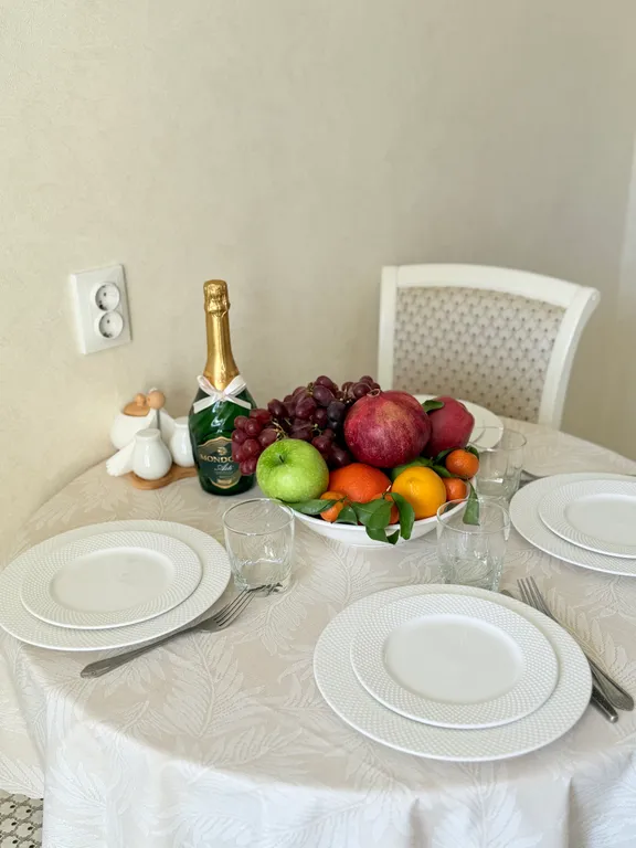 Светлая квартира с видом на Эльбрус