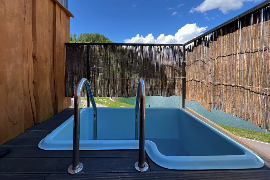 4-комнатный Дом