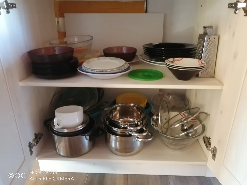 Дом из дерева у моря