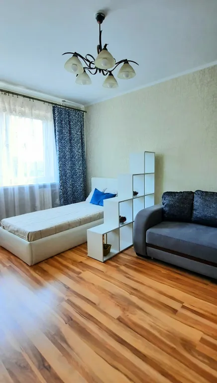 Уютная двухкомнатная квартира недалеко от центра города