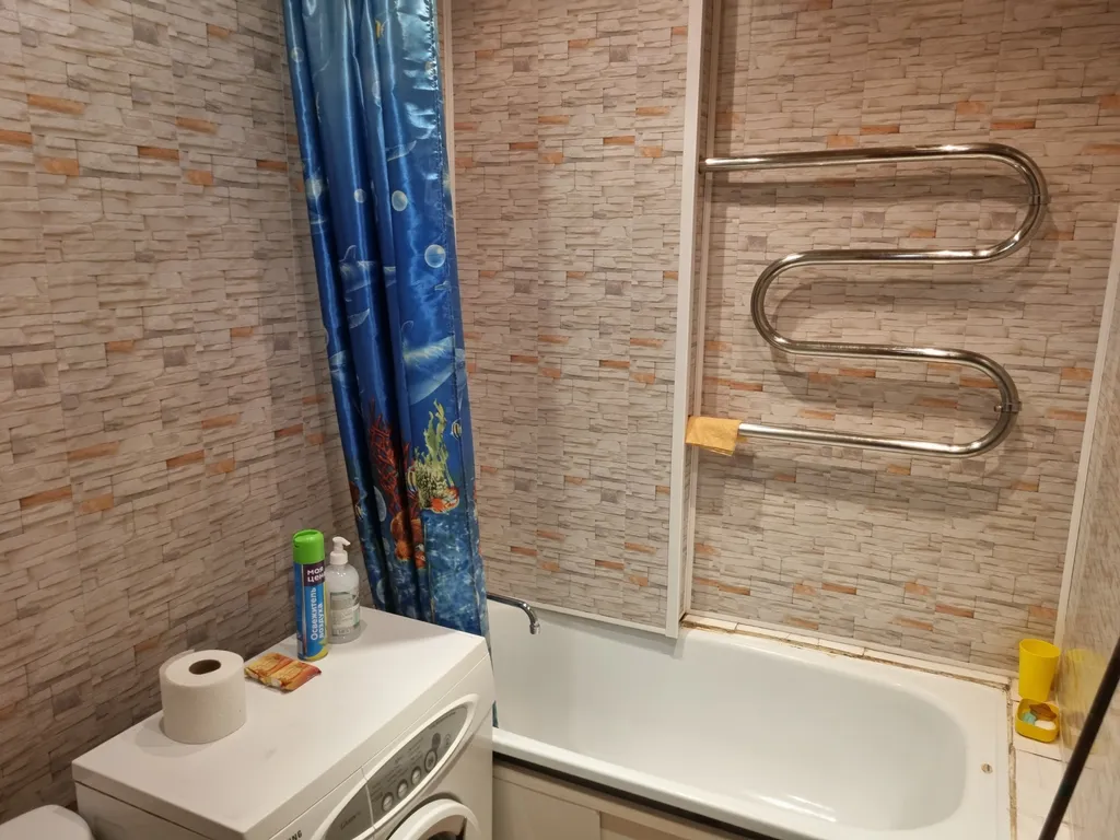 2-комнатная квартира Гагарина 2 линия 9