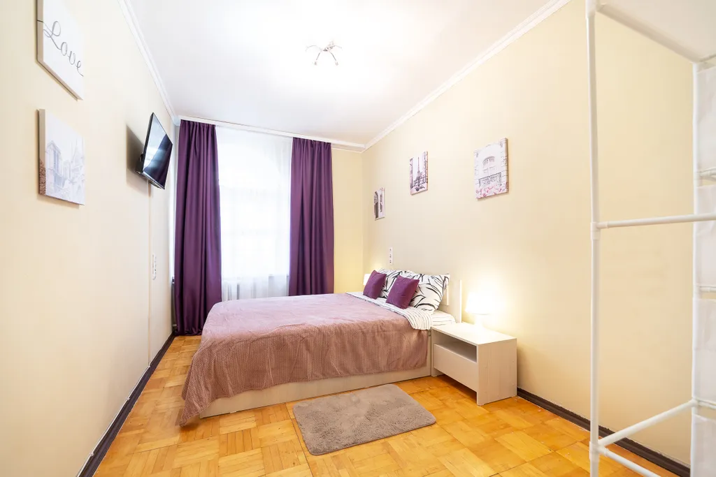 Просторная 3х комнатная квартира возле набережной