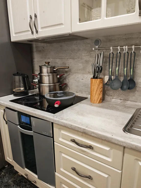 Трехкомнатная квартира посуточно в Тюмени