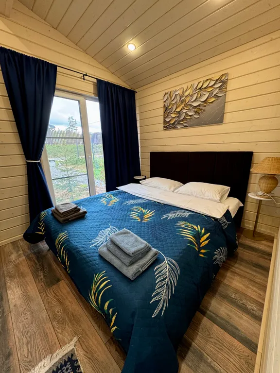 Семейный коттедж с эко-тропой до Игоры (синий Balance)