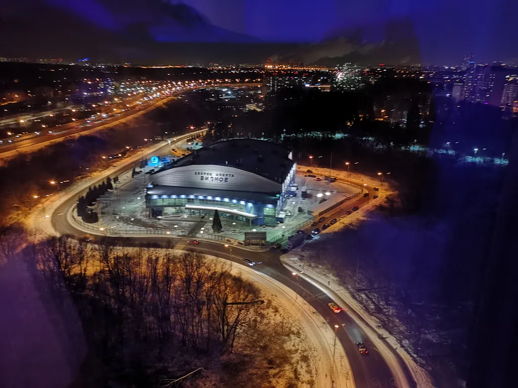 Апартаменты с большой джакузи и камином