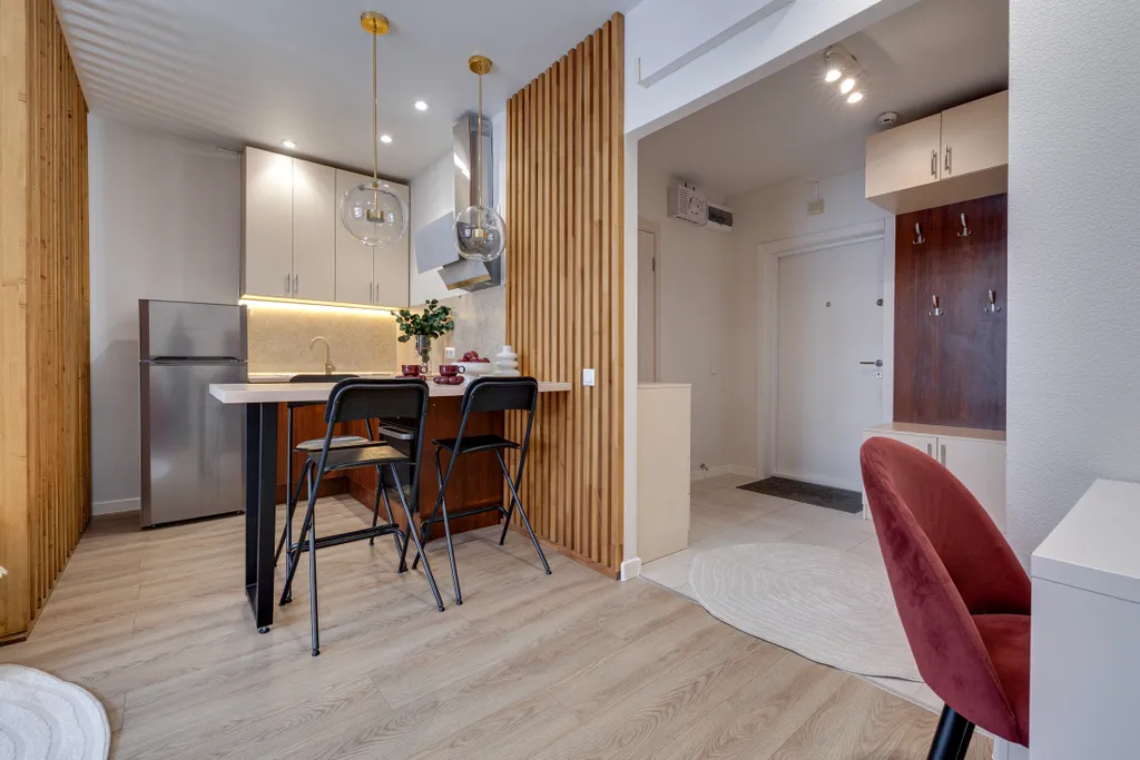 Большая уютная студия на 4х рядом с метро