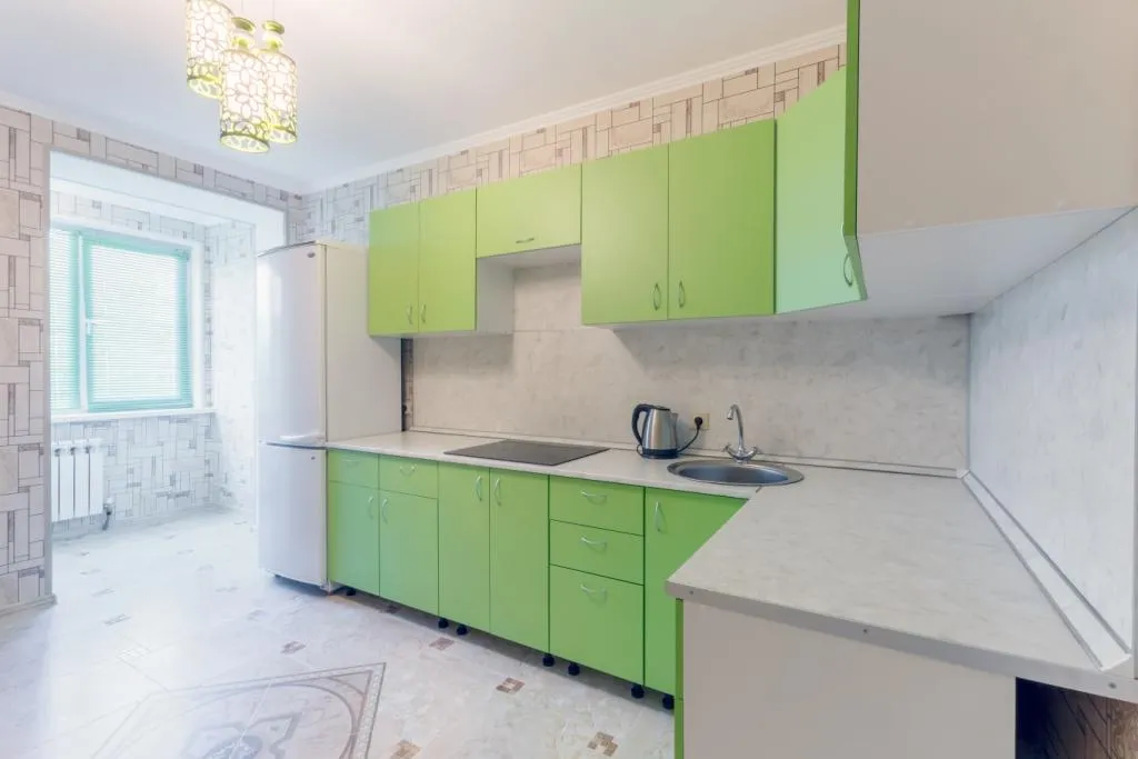 Апартаменты с двумя спальнями и кухней-столовой у ФОК Салют