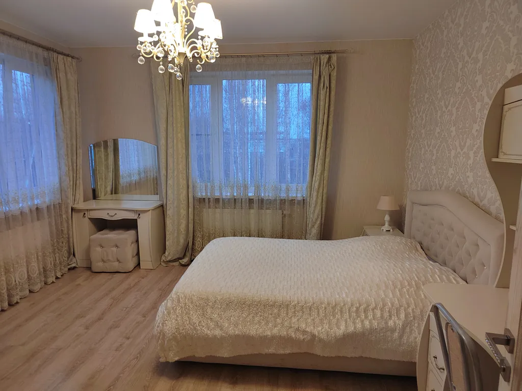 10-комнатный Дом