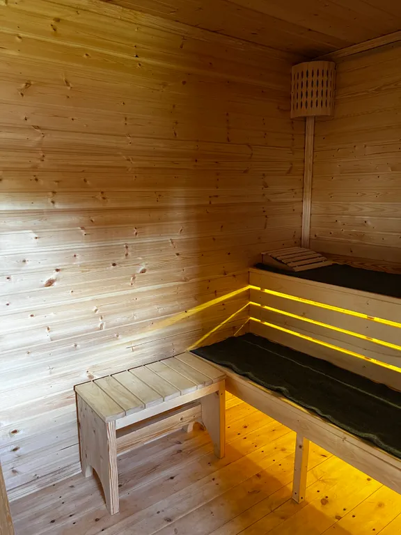 Уютный дом рядом с озером