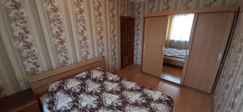 3-комнатная в центре, 6 раздельных мест