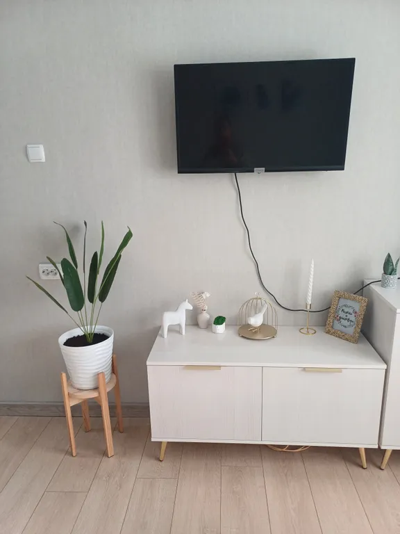 Уютная квартира с дизайнерским ремонтом от трассы 5 минут пешком