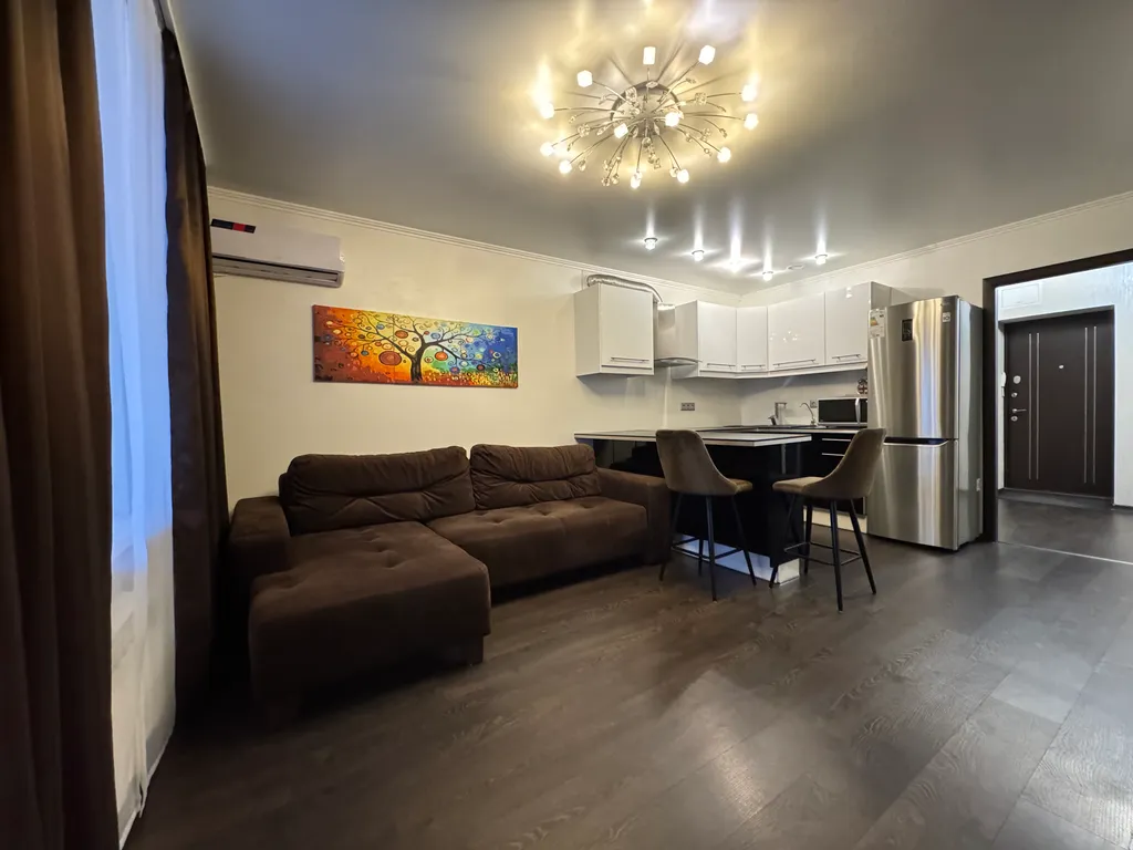 Апартаменты-студио на Карпова 16/2