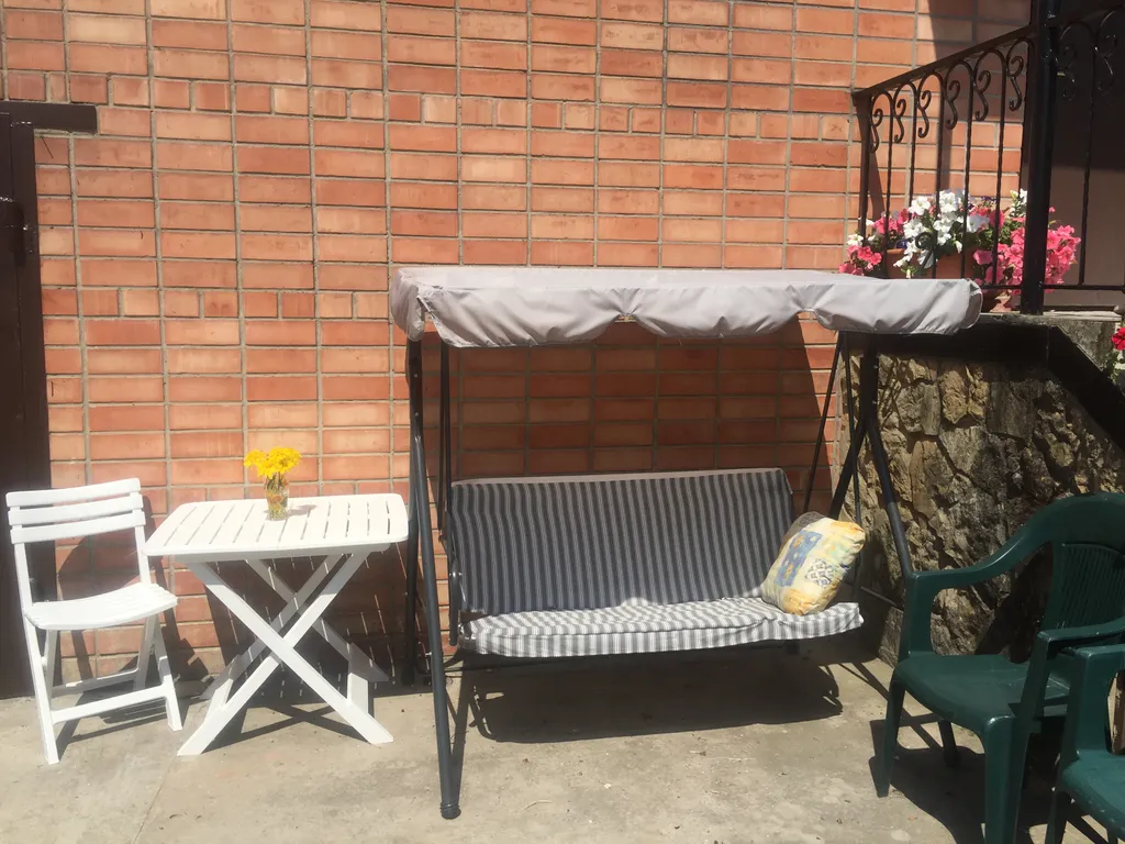 Коттедж Частный дом с садом в тихом месте — Цемдолина