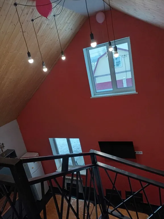 Уютный дом у озера