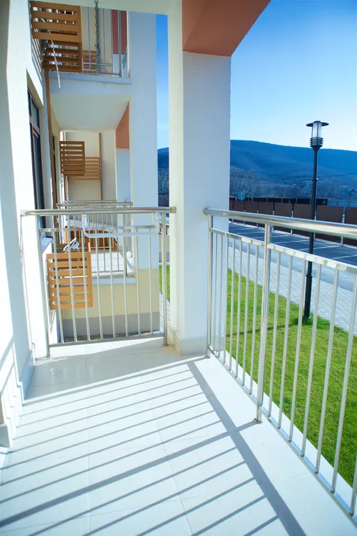 49 студия с бассейном