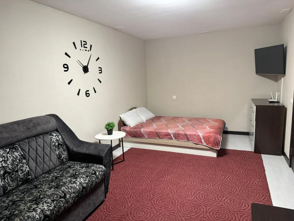 Отличная квартира с кондиционером рядом с ТЦ Планета и Кузнецкий Лед