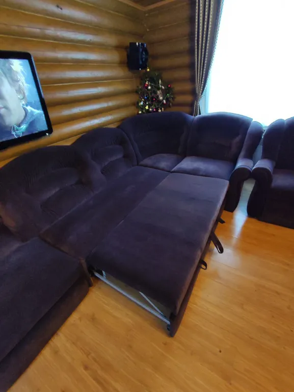 Уютный дом с камином и кедровой баней-бочкой на дровах