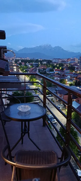 Видовая, двухъярусная квартира в элитке, на набережной.