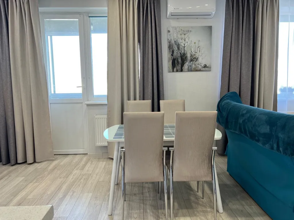 Белая Студия в Sunrise City