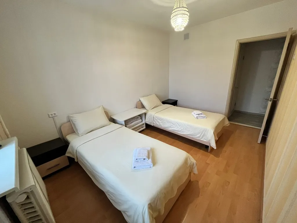 Квартира Просторная двухкомнатная с изолированными комнатами и большой кухней — аренда посуточно в Березники