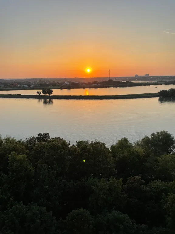 Видовая квартира в самом красивом районе на берегу реки Кубань