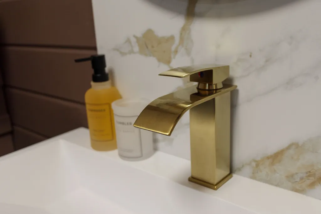 Aframe lux black (Дом на берегу Рыбинского водохранилища)