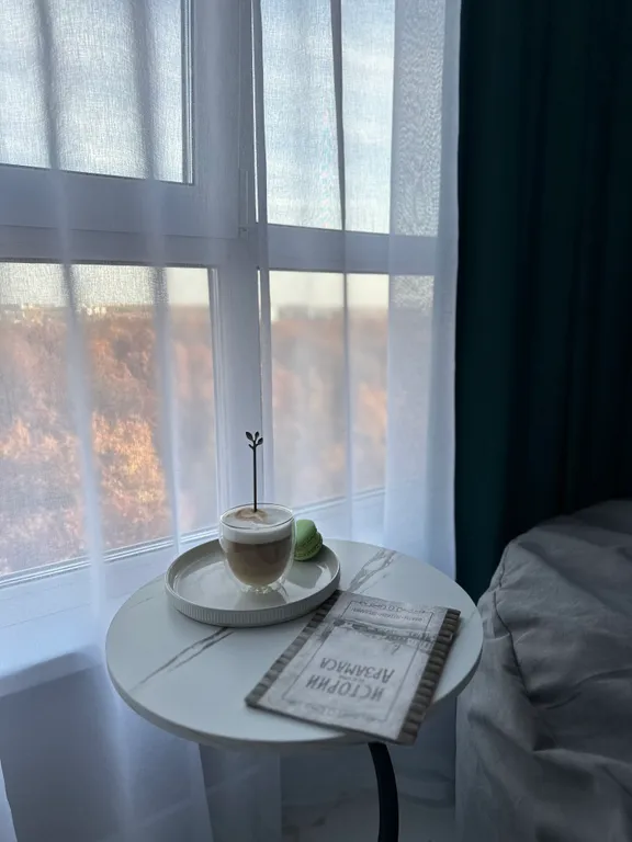 Комфортные апартаменты с видом на Дубовую рощу