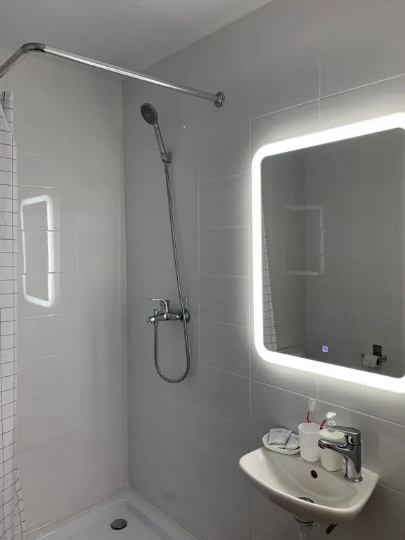 Ассорти, трёхкомнатные апартаменты  с удобствами.Комфорт и чистота.