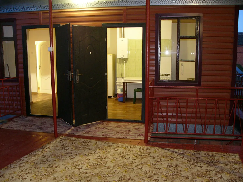 Уютный номер с большим свободным пространством до восьми человек