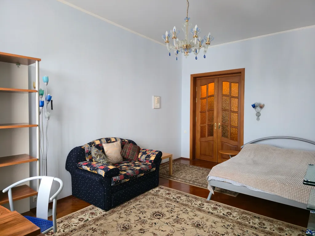 Квартира Уютная большая квартира около патриарших прудов — Москва