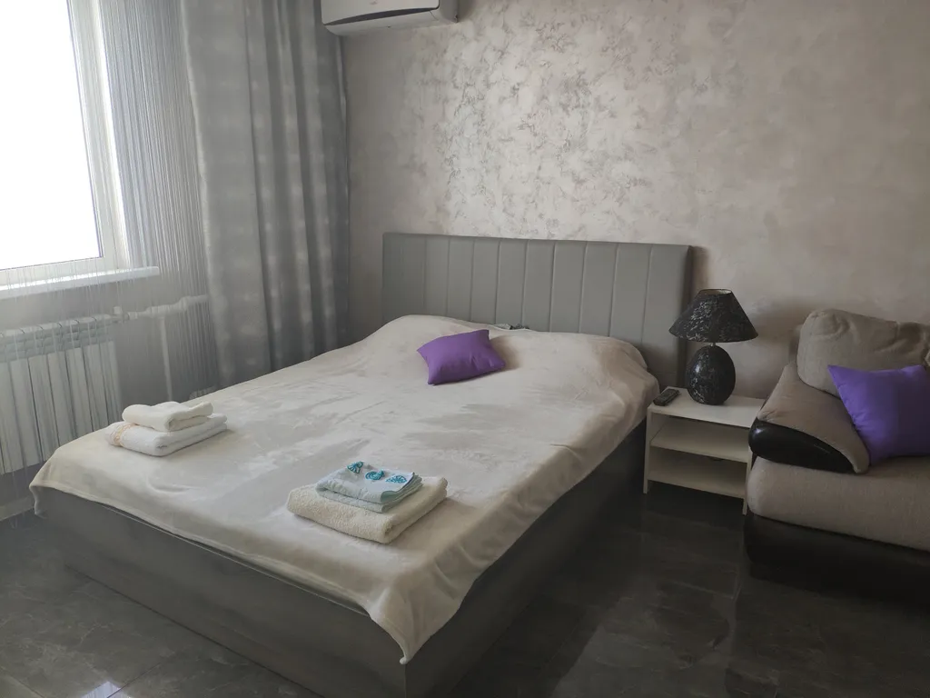 Современная квартира с красивым видом на город