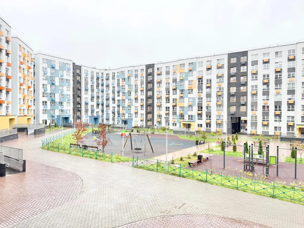 Светлая квартира с балконом