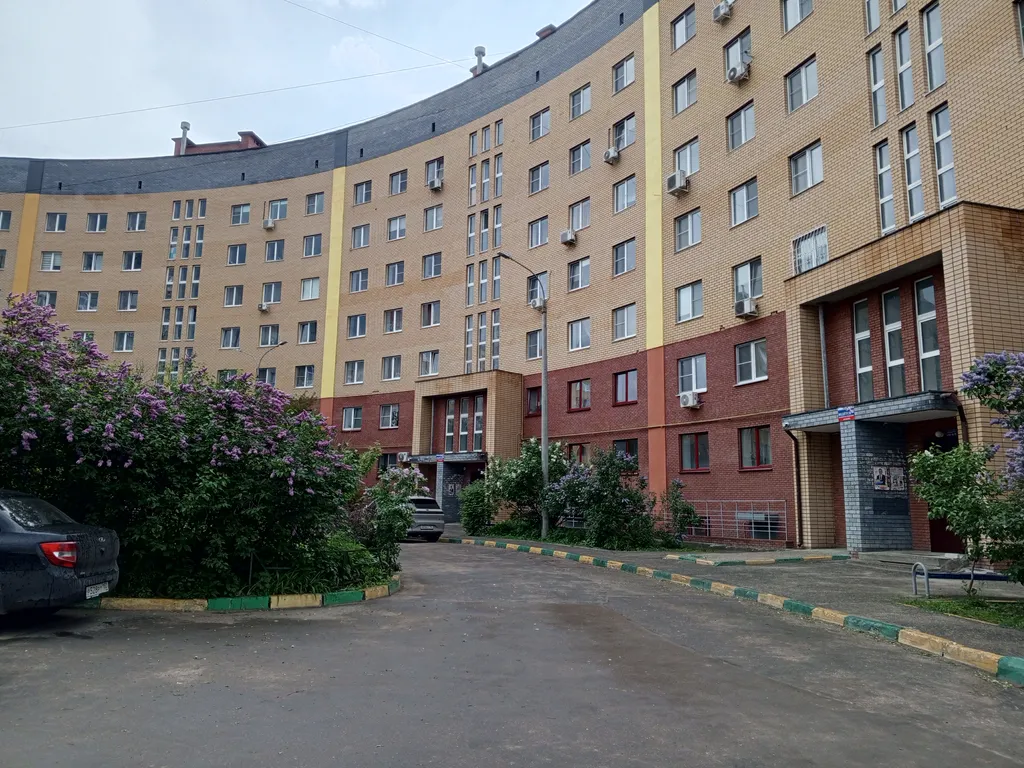 Комфортная квартира в новом доме рядом с центром на Родионова