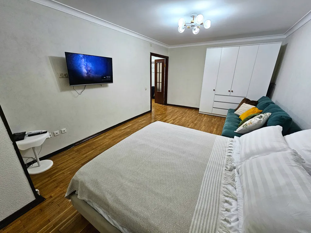 Комфортная двухкомнатная квартира в 5 минутах от парка