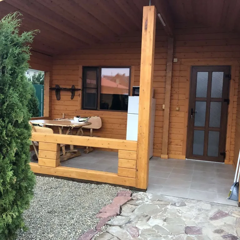 Коттедж 2-комнатный Дом — Кучугуры