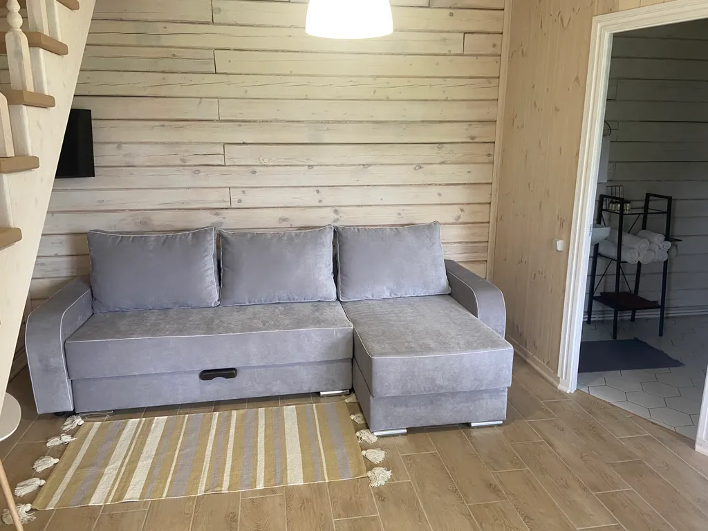 Уютный двухэтажный дом с двумя спальнями, с прекрасным видом на горы