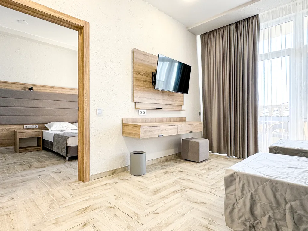 Корпус №2 - Супер Люкс с видом на море (с балконом)