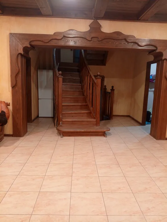 6-комнатный Дом