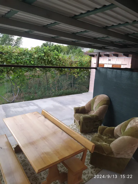 Квартира Комната с отдельным входом в частном доме — Рапица