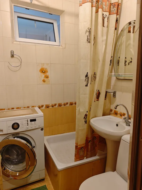 Квартира 2к квартира возле парка "Учкуевка" — Севастополь