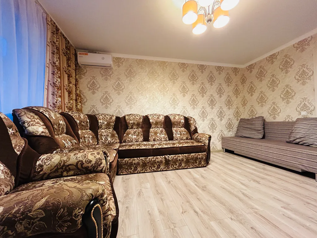 Квартира Двухкомнатная квартира в центре города — Темрюк